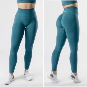 Alphalete Amplify Rainfall leggings